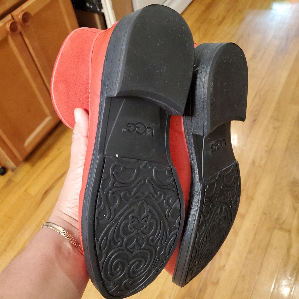 Ugg rare sample rain boots WMS SZ 7